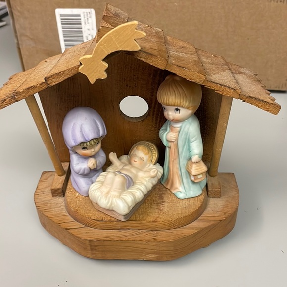 Holiday | Precious Moments Nativity Scene | Poshmark